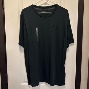 Men's Under Armour Short Sleeve T-Shirt NWT